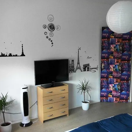 Hello Tourist! Apartman - Appartement *